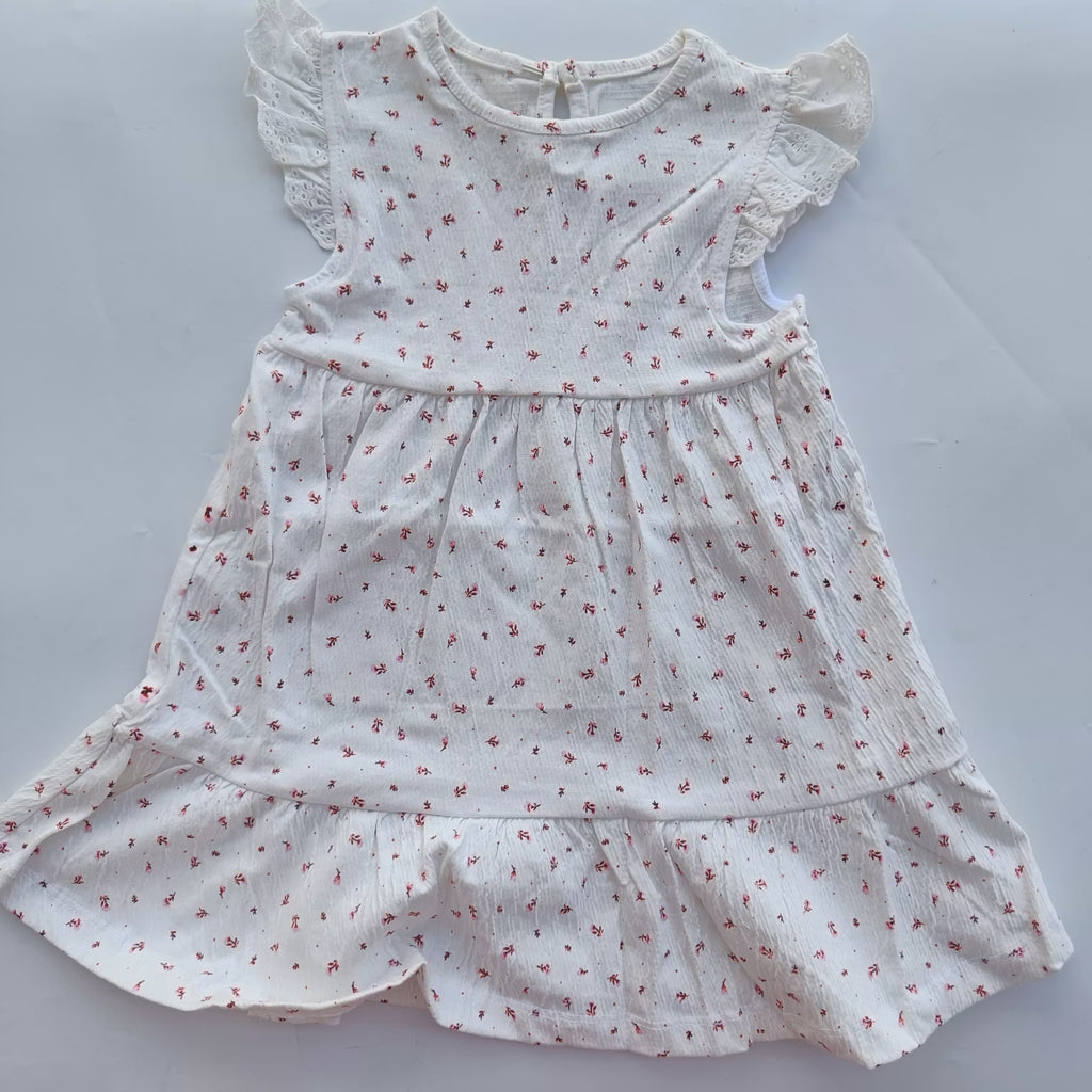 Crinkled frock with ruffle sleeves