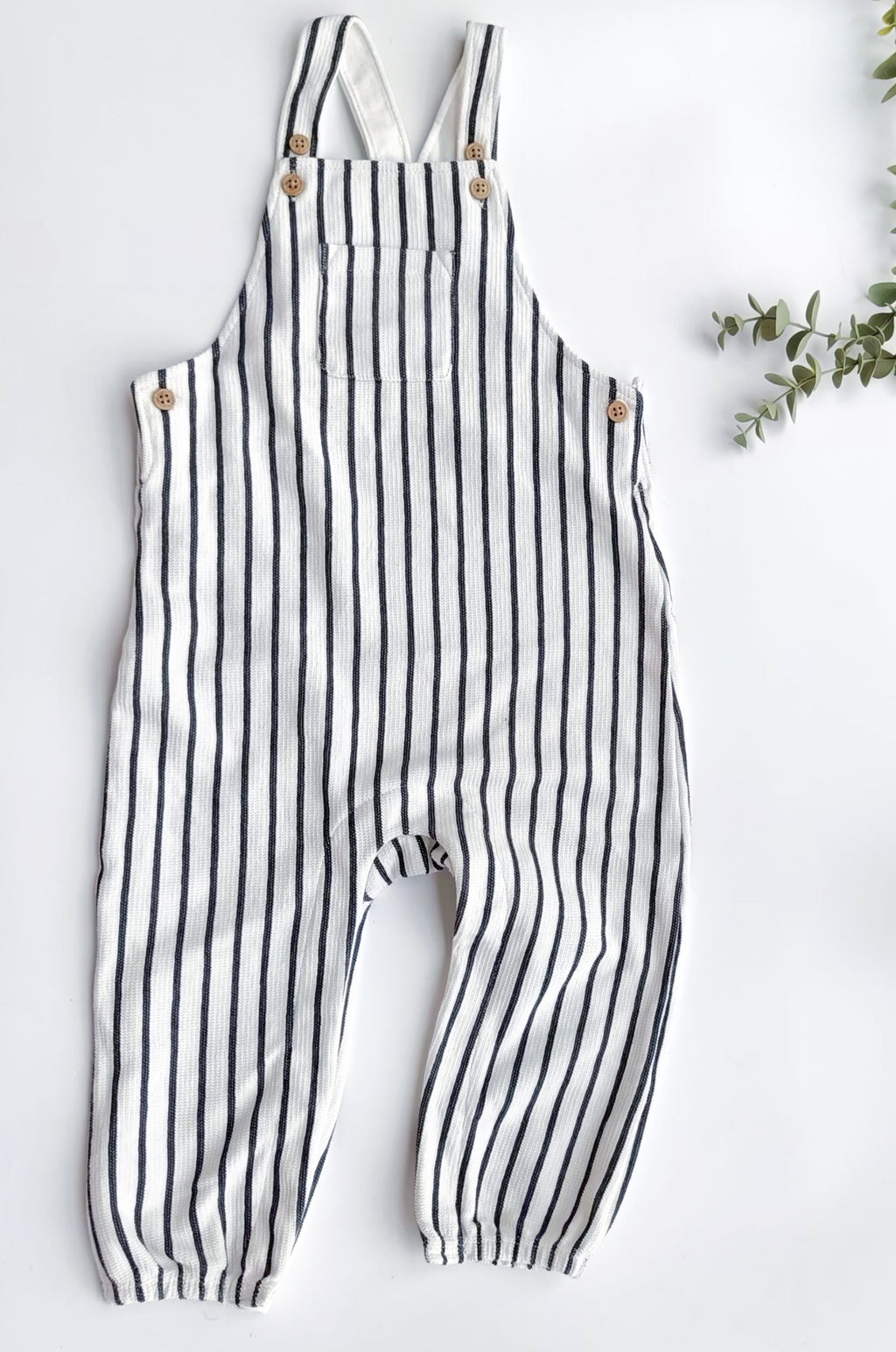 Dungaree