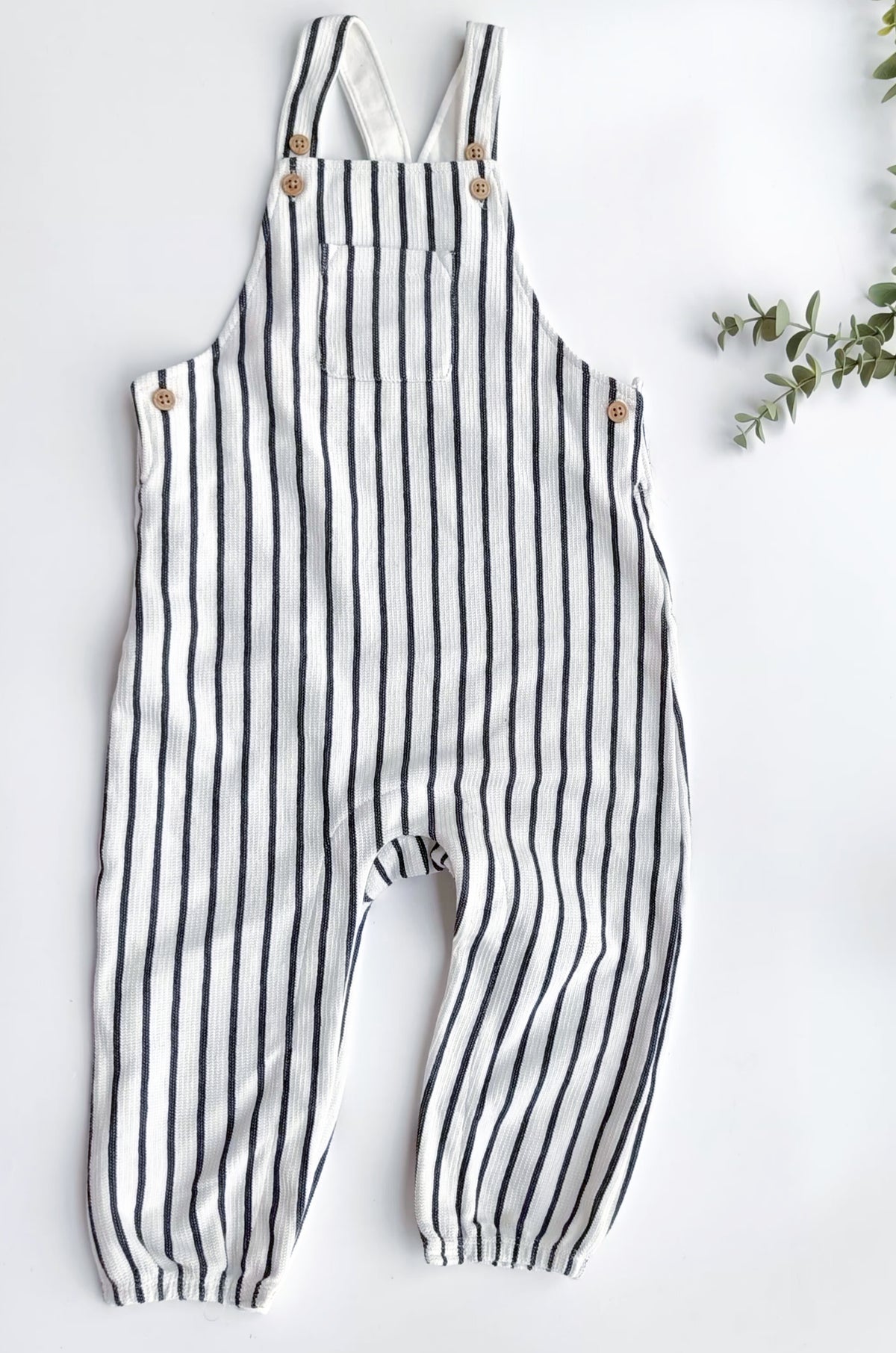 Dungaree