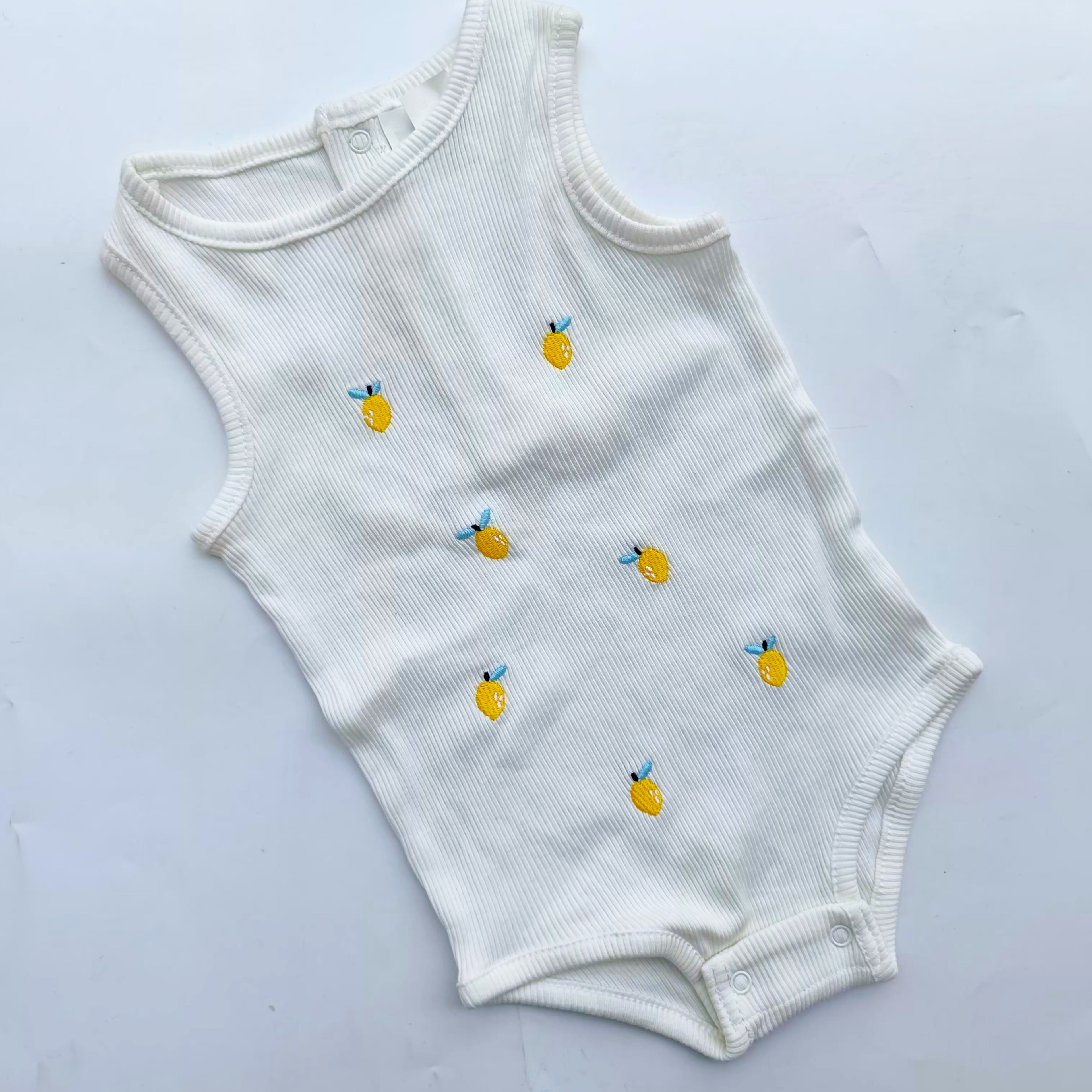 Sleeveless onesies 3-6m