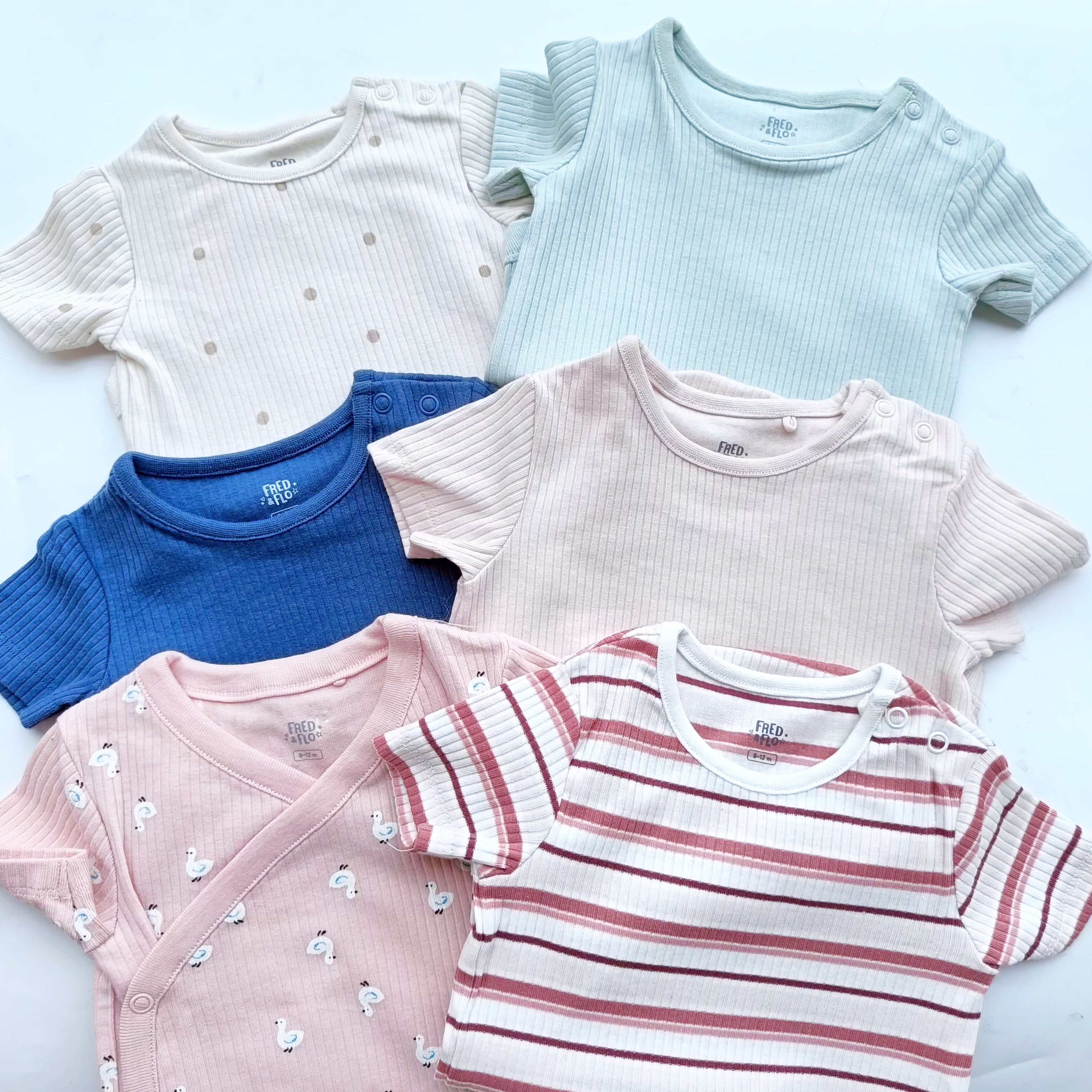 Fredflo onsies