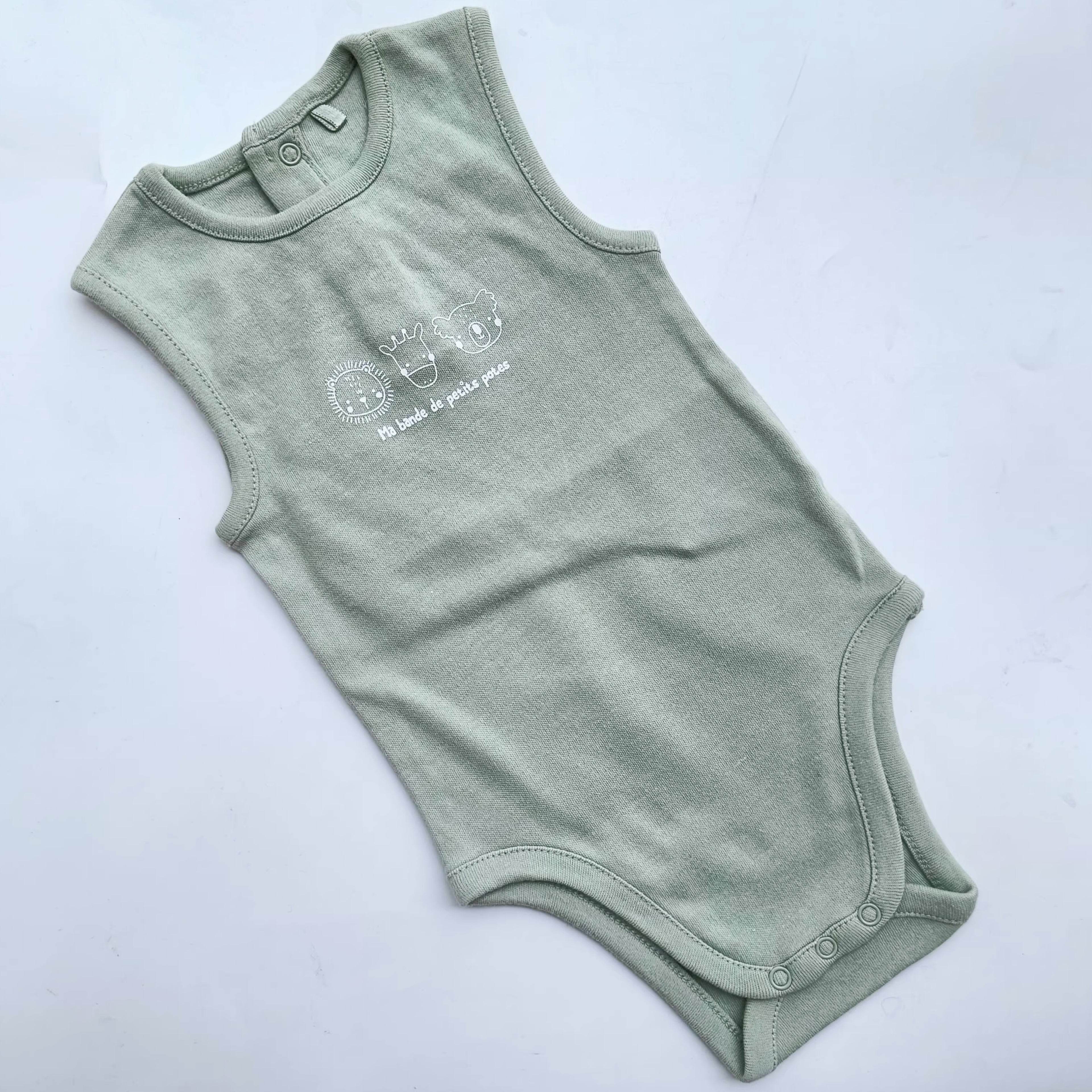 Sleeveless onesies 6-9m
