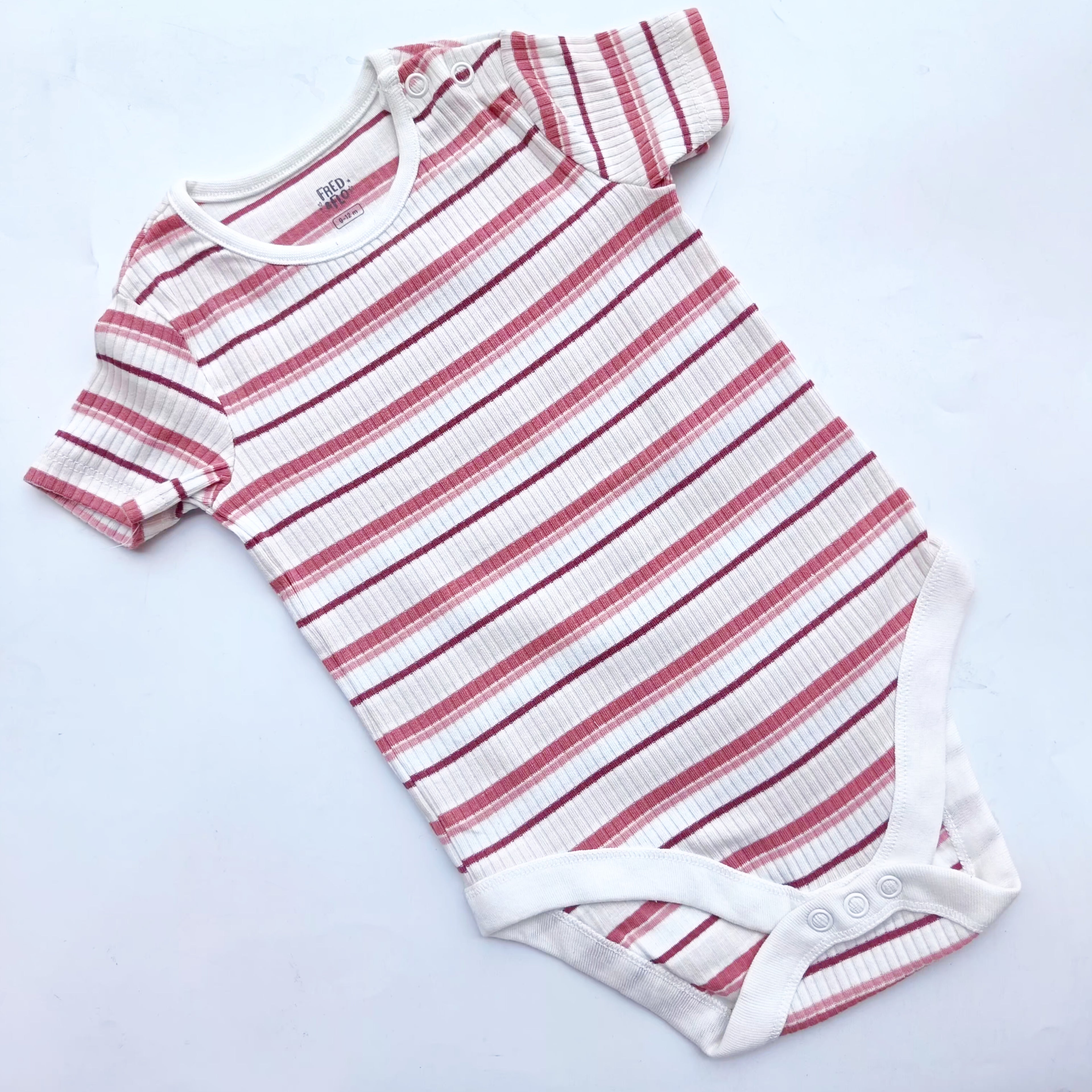 Fredflo onsies