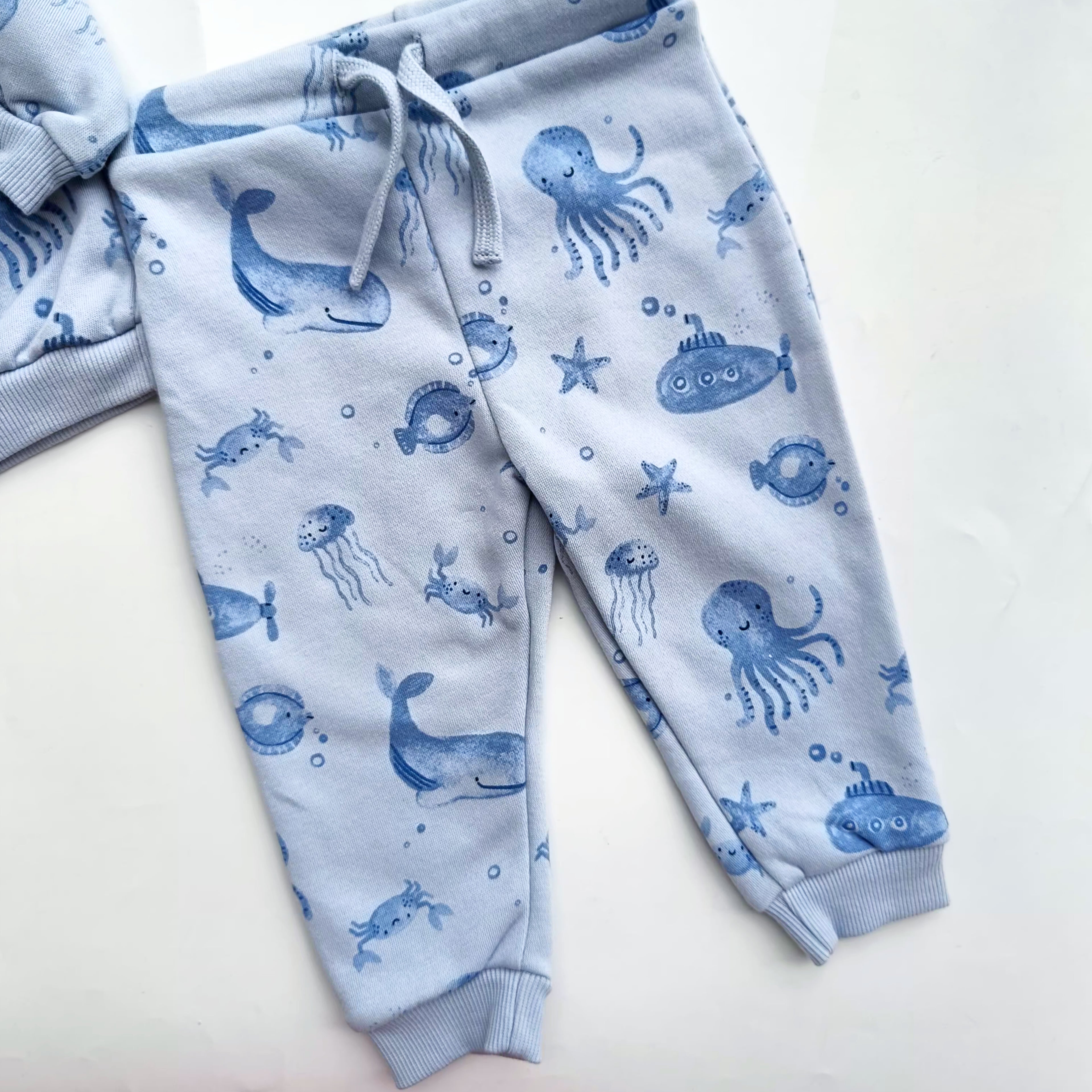 Fredflo Blue sea print thin fleece set