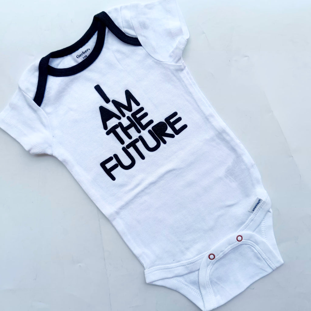 Short sleeve onesies 3-6m