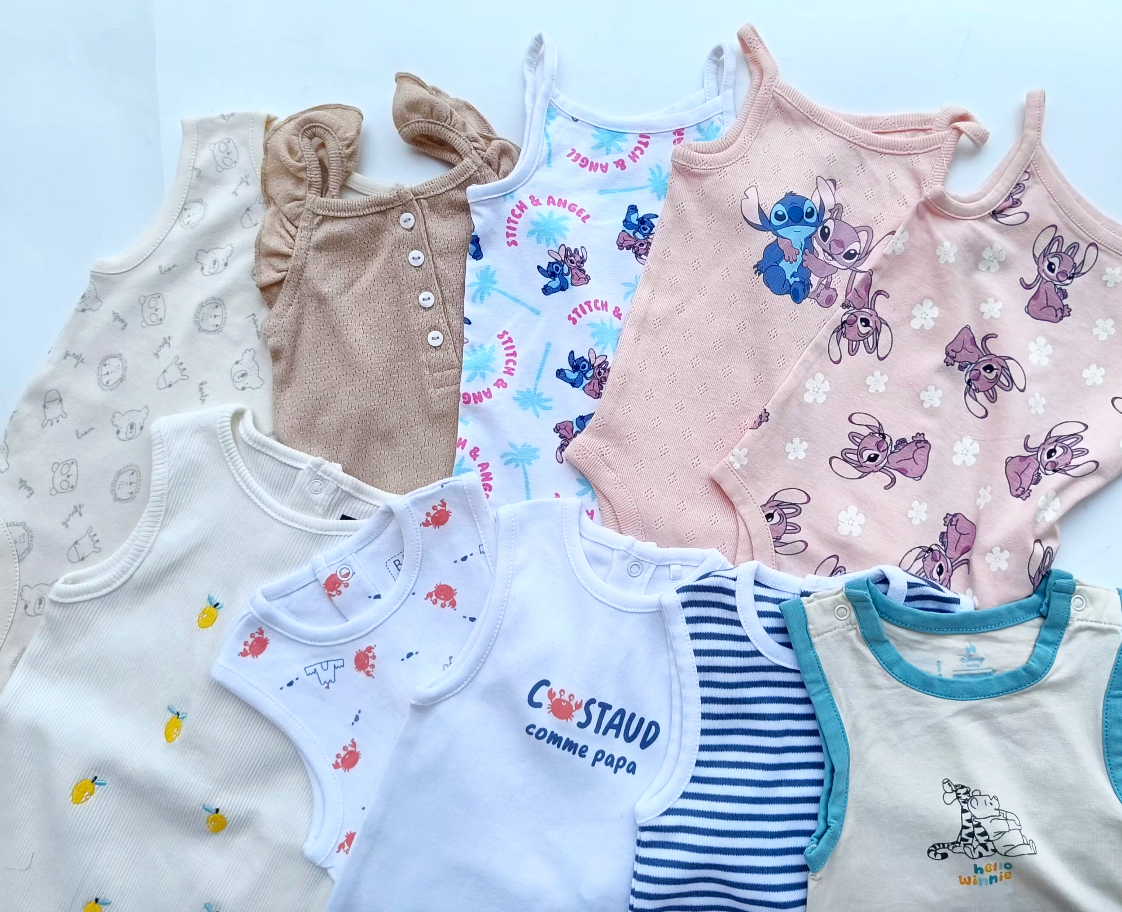 Sleevless onesies 0-3m