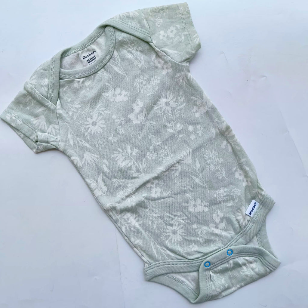 Short sleeve onesies 3-6m