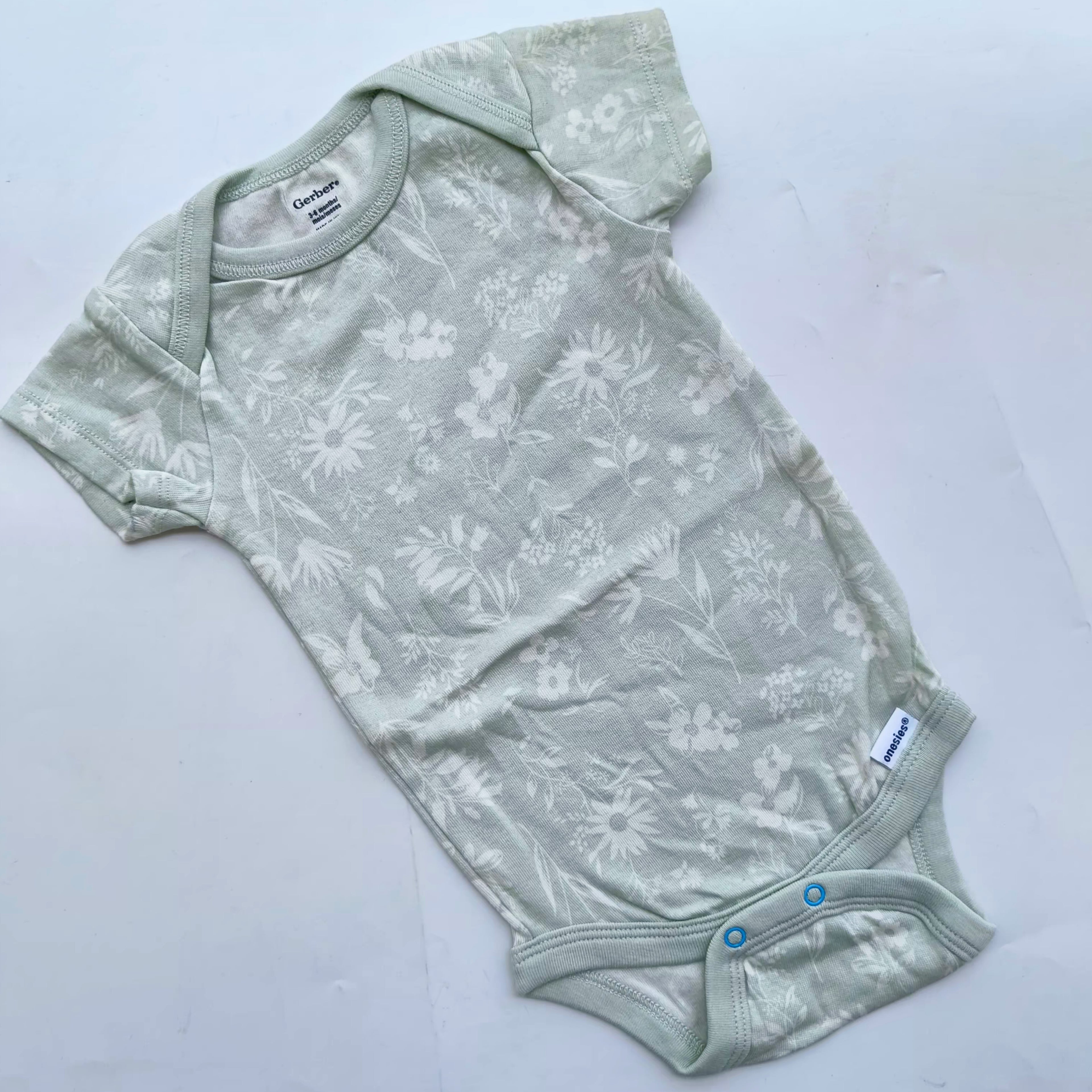 Short sleeve onesies 3-6m