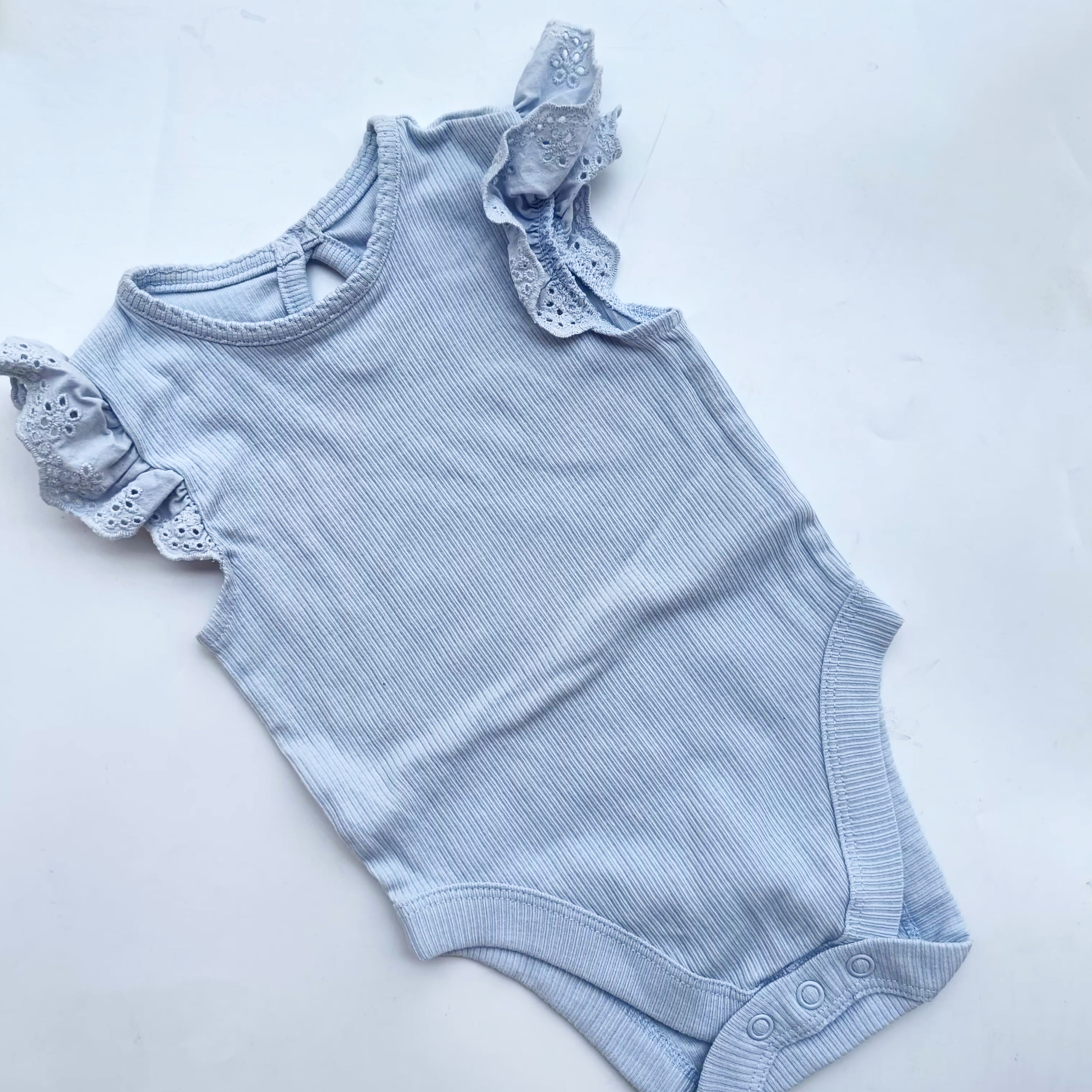 George Soft Ribbed Flutter Sleeve onsies