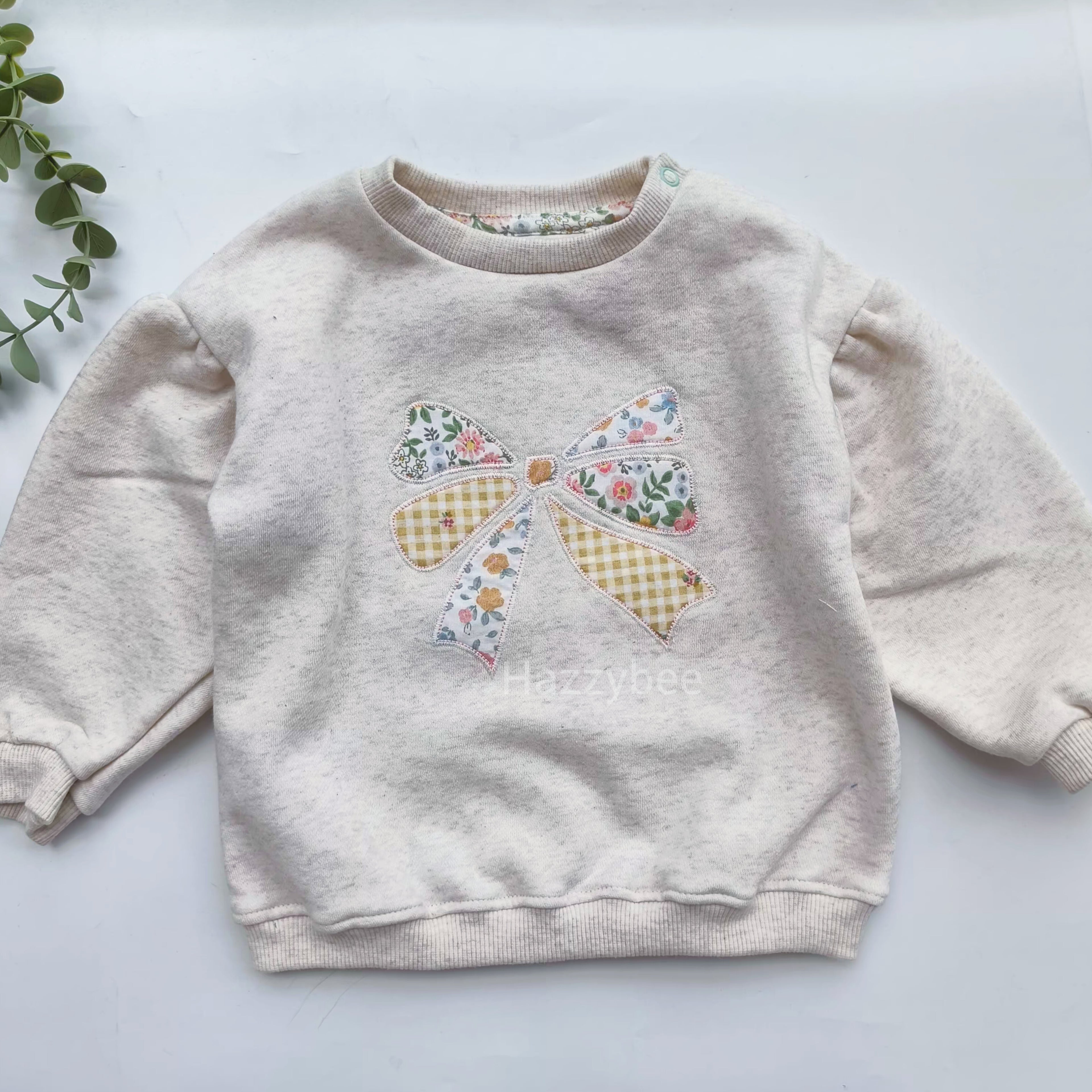 George sweatshirt with fleece-bow