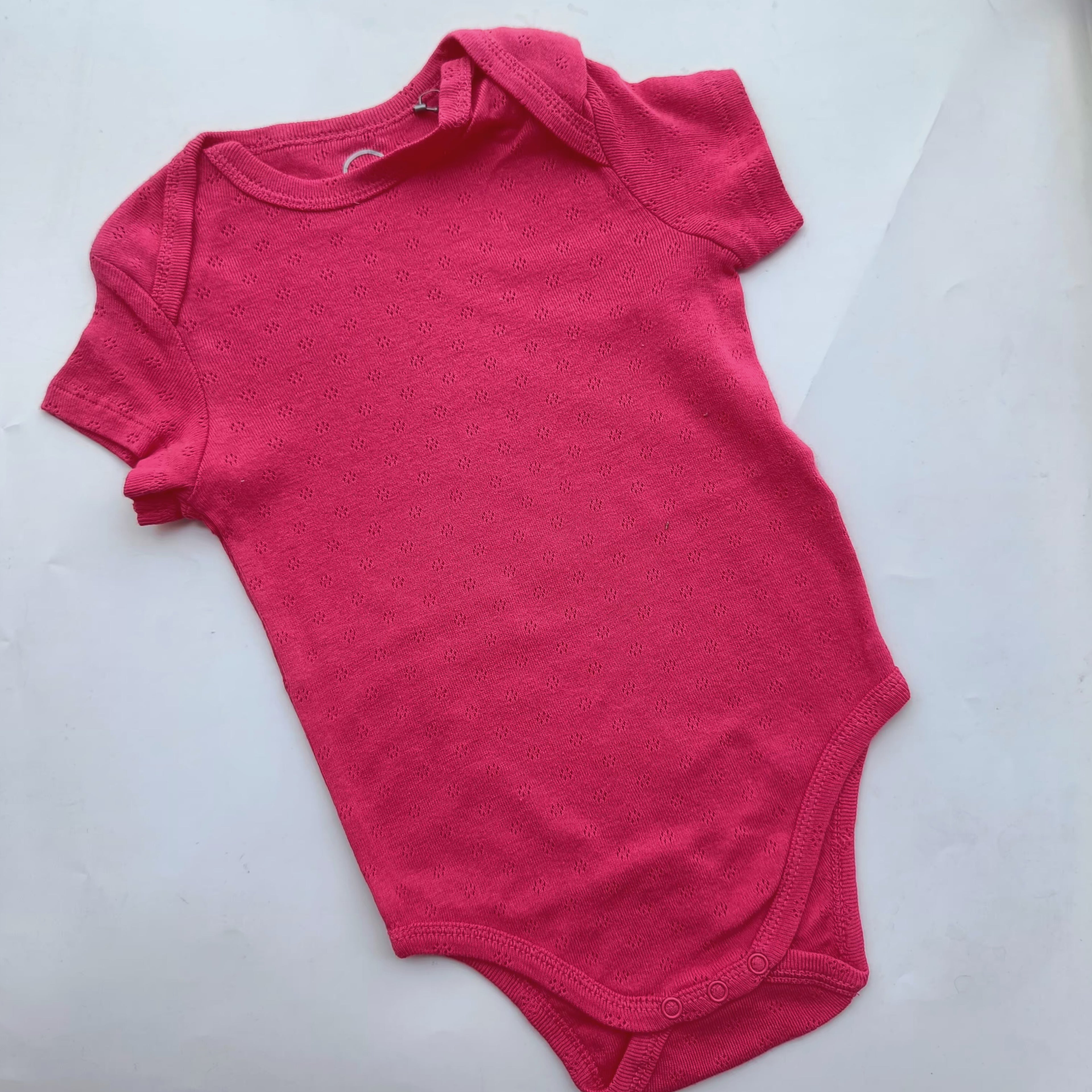 Short sleeve onsies 9-12m