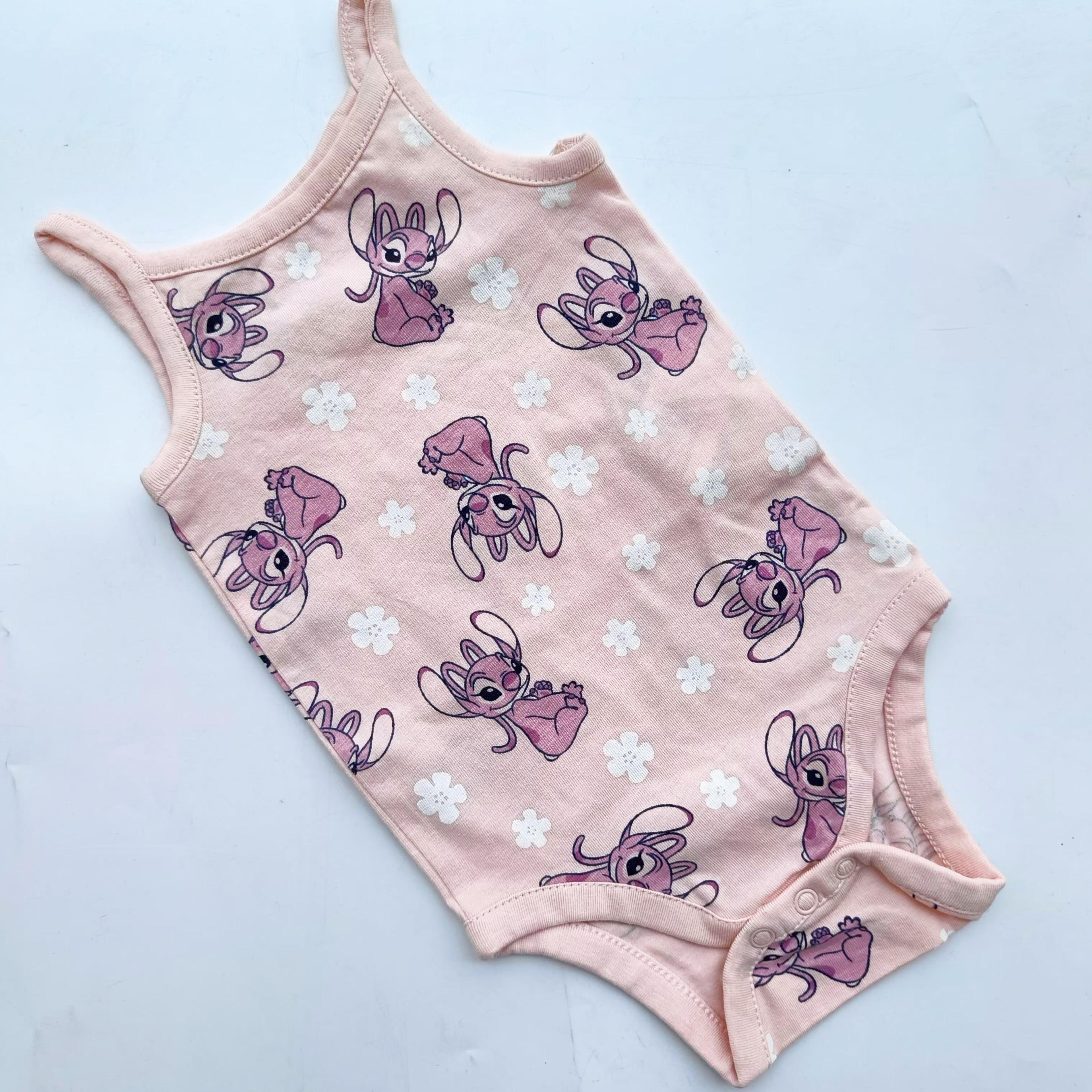 Sleeveless onesies 3-6m