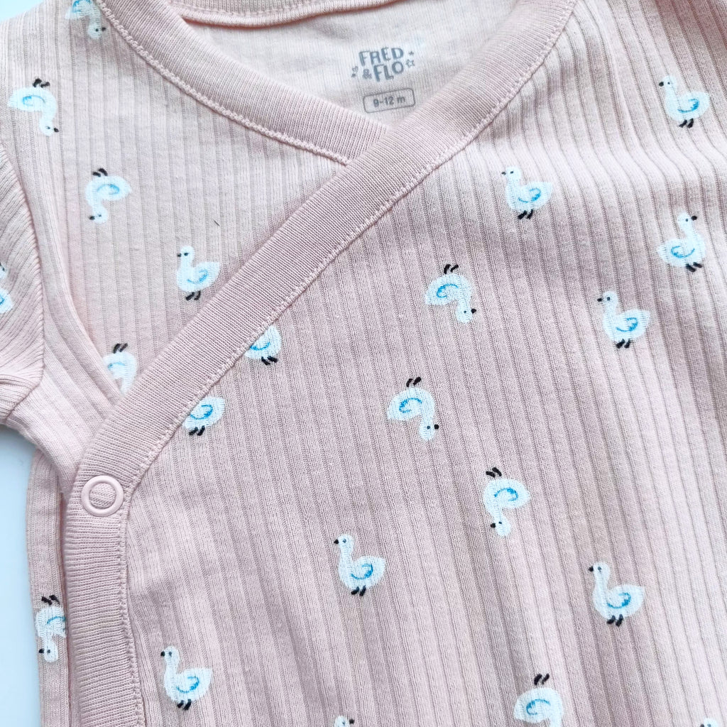 Fredflo onsies