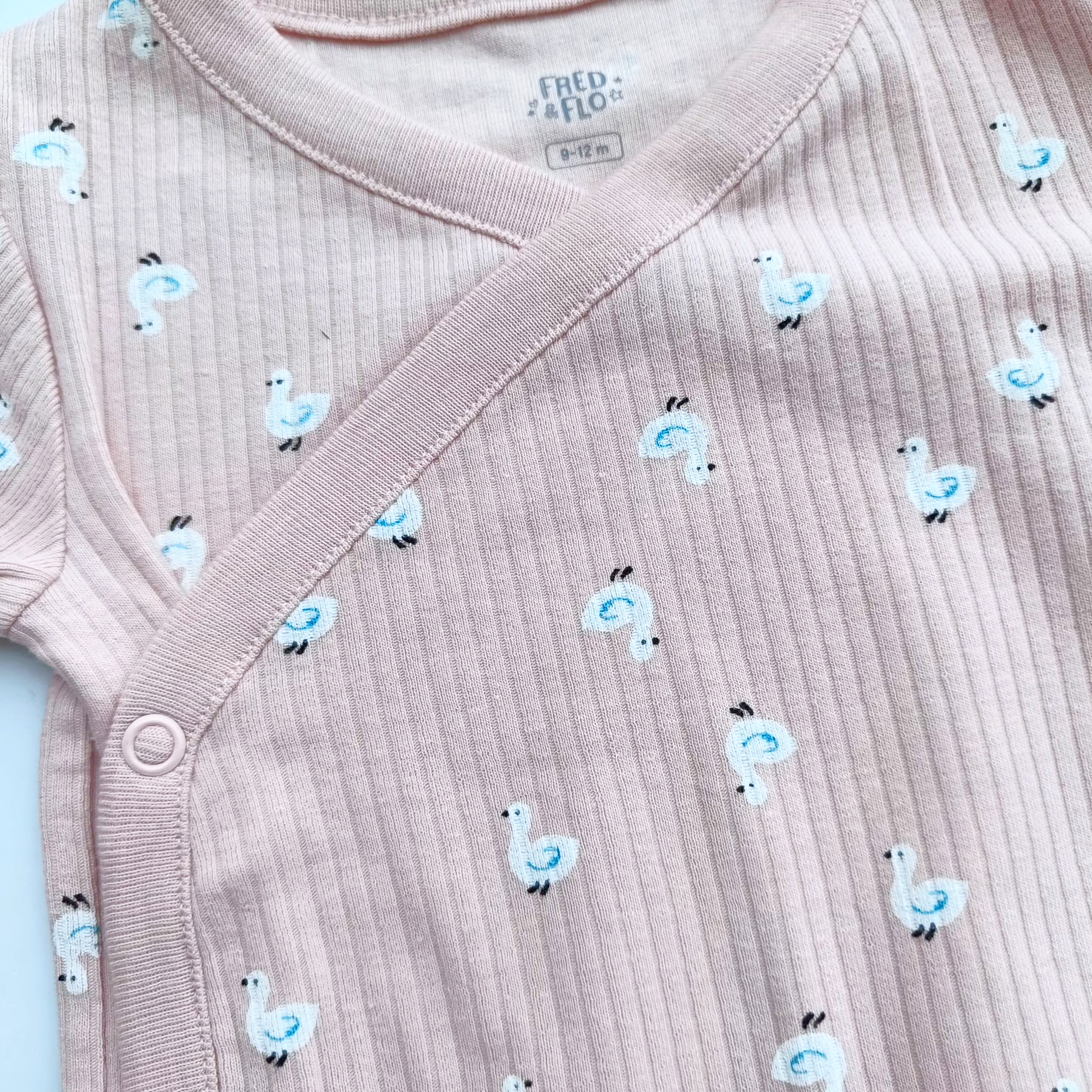 Fredflo onsies