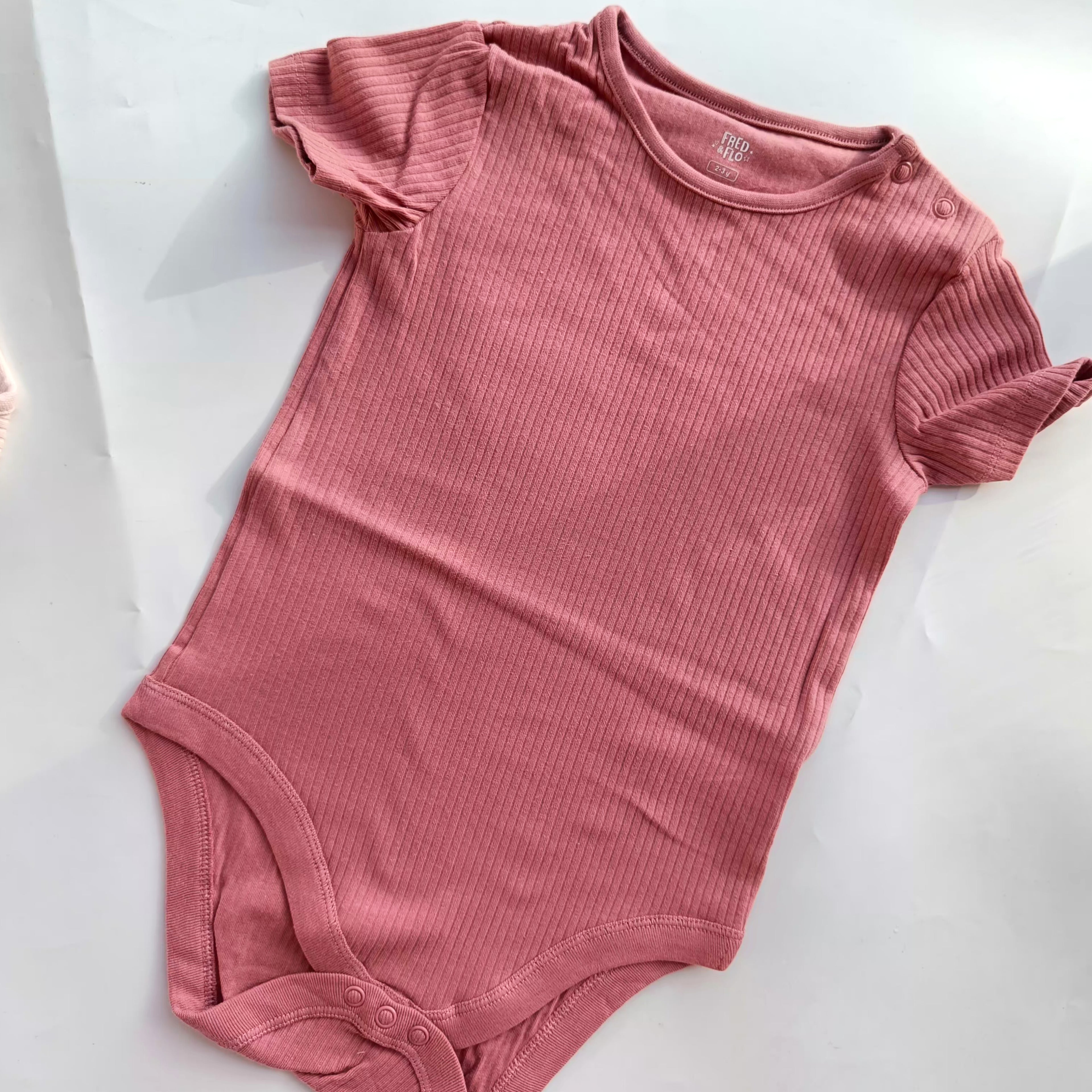 Fredflo onsies