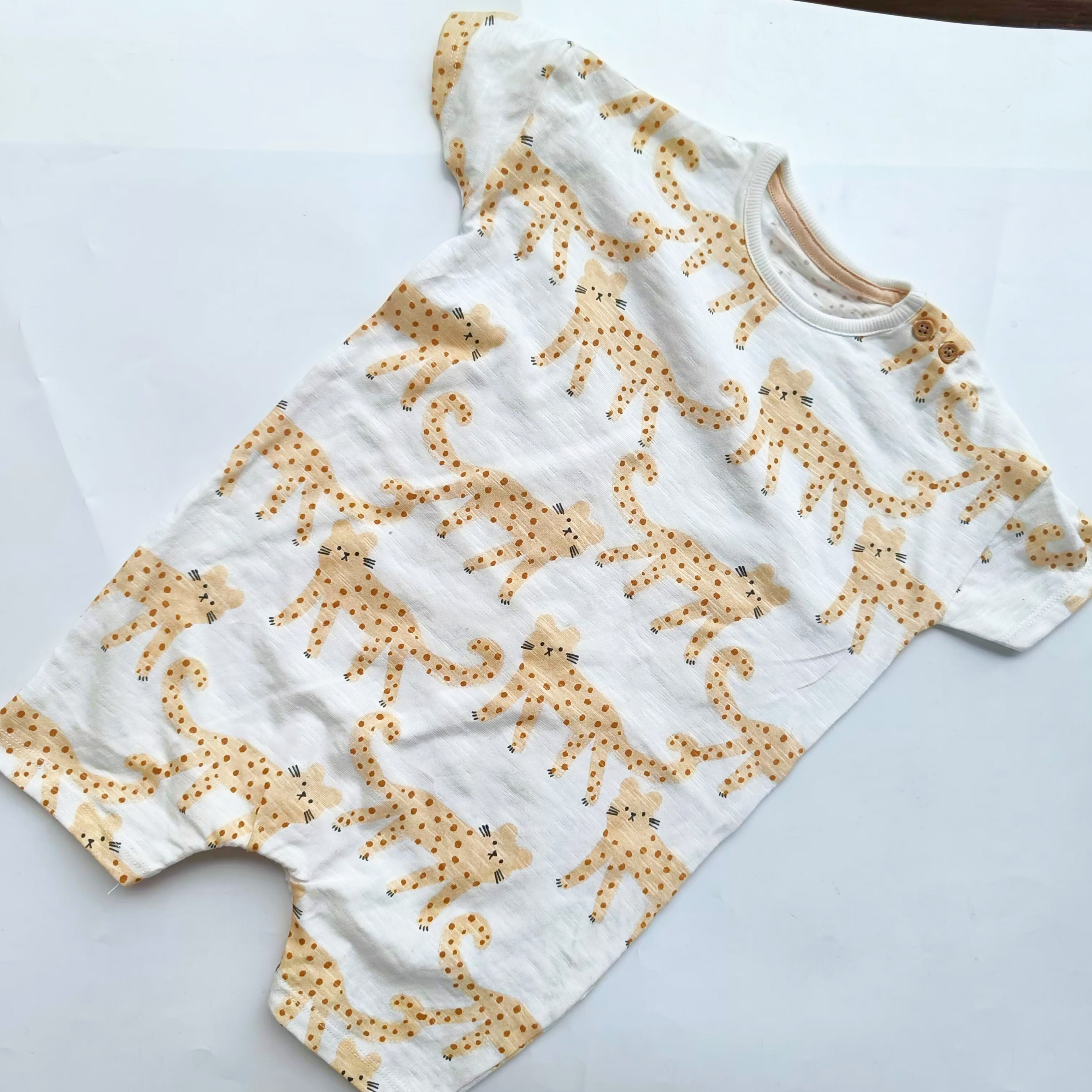 Cheeta 18-24m