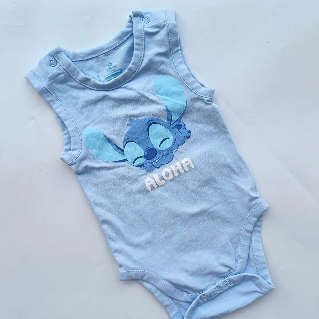 Sleevless onesies 0-3m