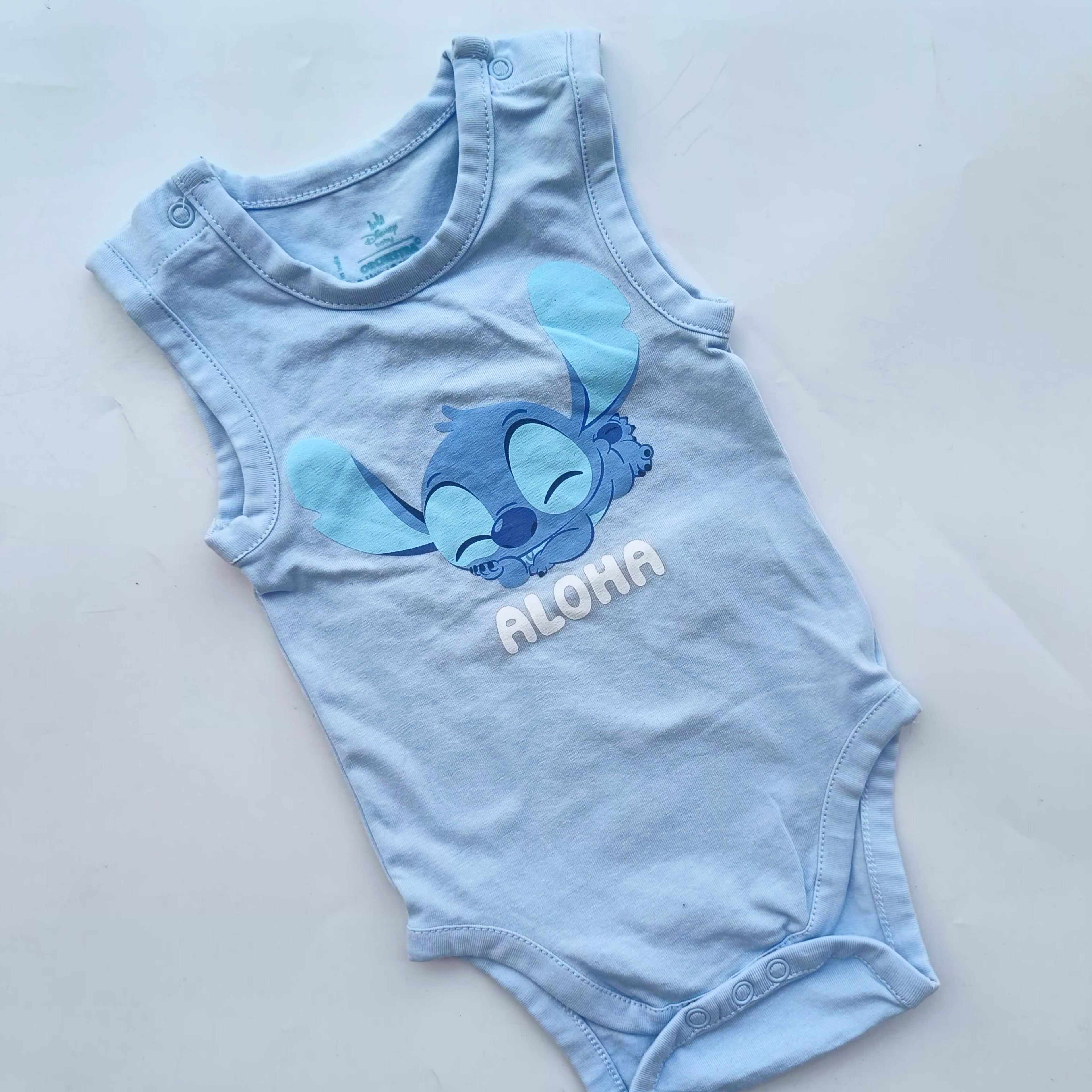 Sleevless onesies 0-3m
