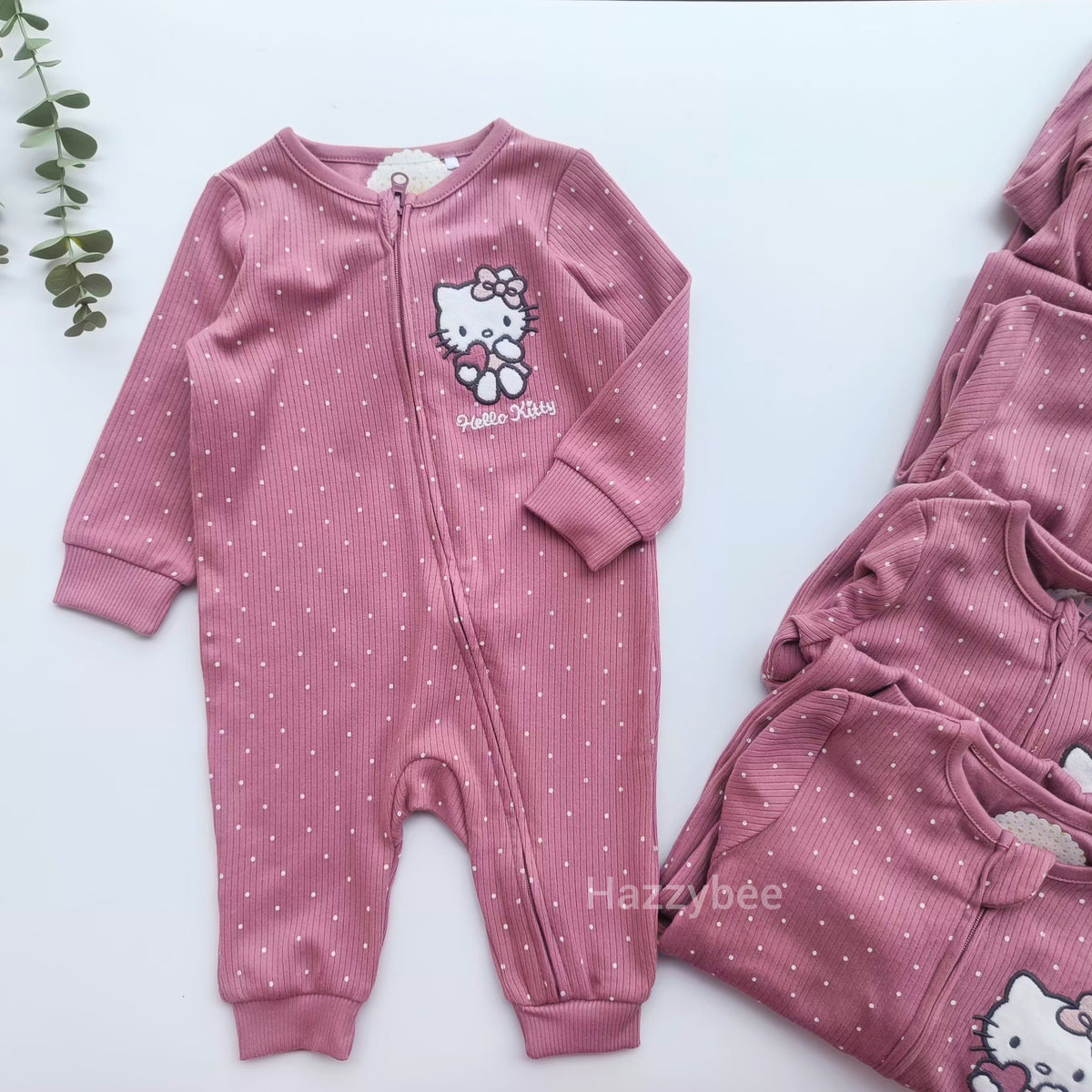 C&A hello kitty zipper sleepsuit