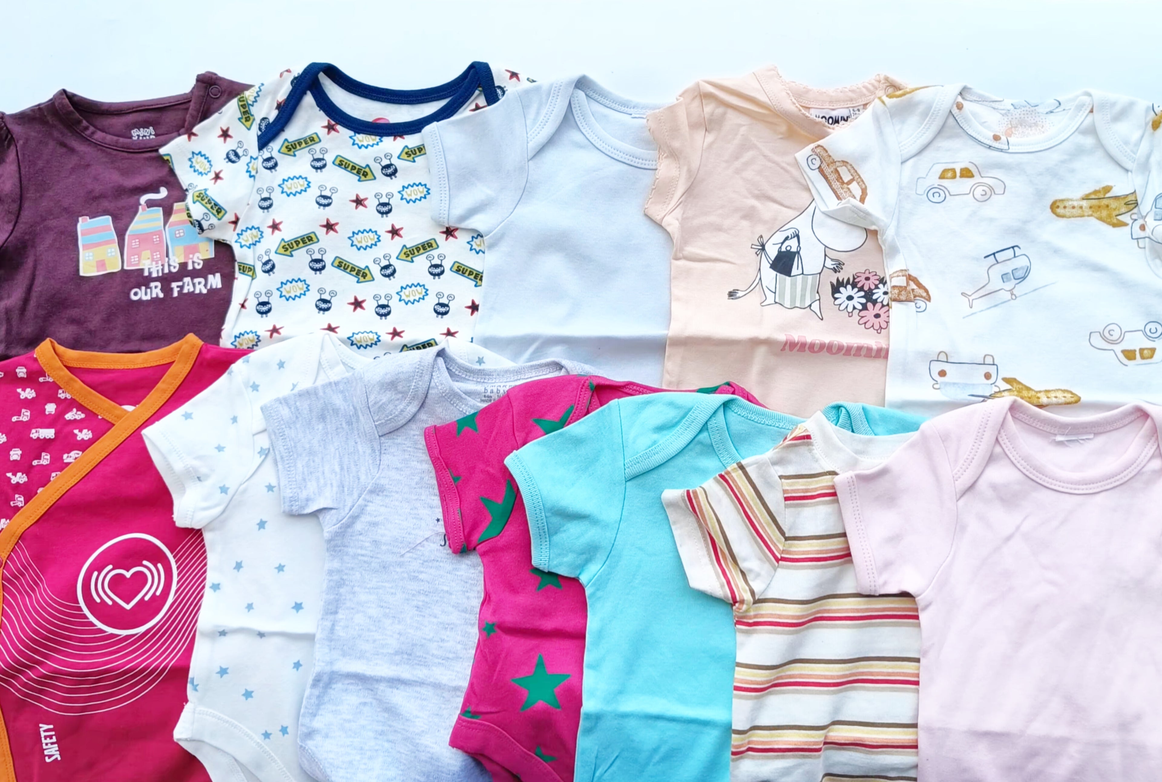 Short sleeve onesies 6-9m