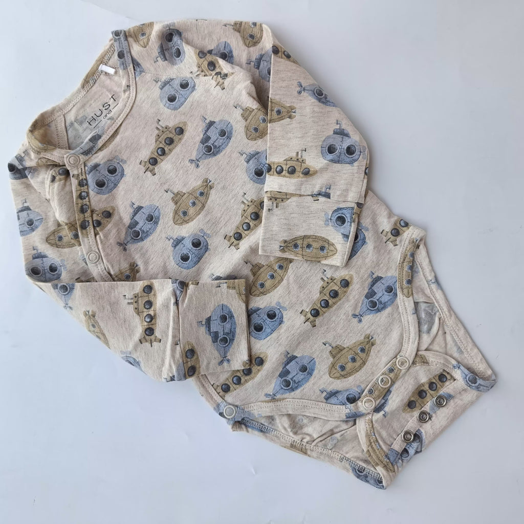 Fullsleeve onesies 3-6m