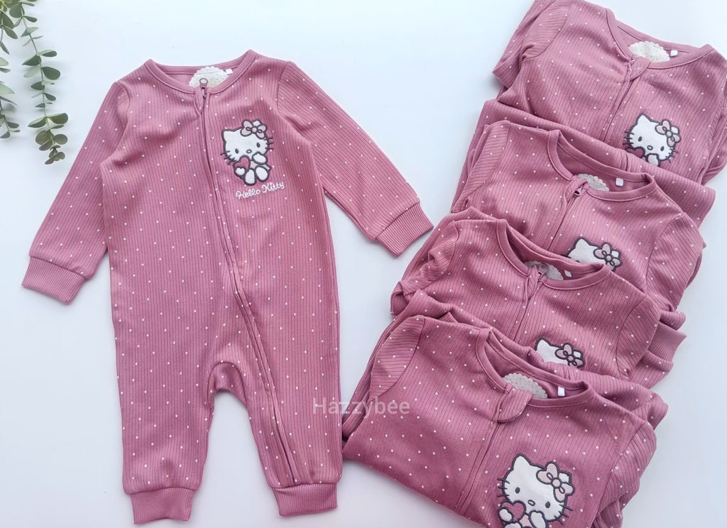 C&A hello kitty zipper sleepsuit